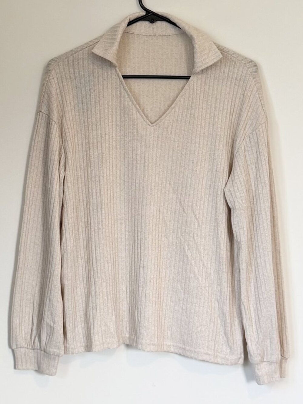 NWT Cupshe Oatmeal Ribbed Collared Lightweight Top - Size: Medium